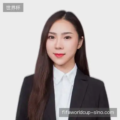 邓诗诺